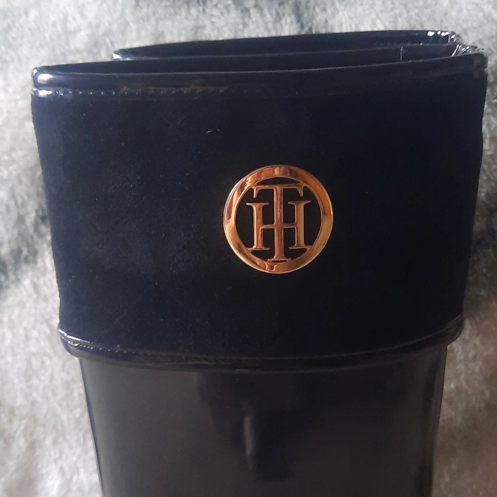 Tommy Hilfiger Black Glossy Rain Boots with Gold Logo